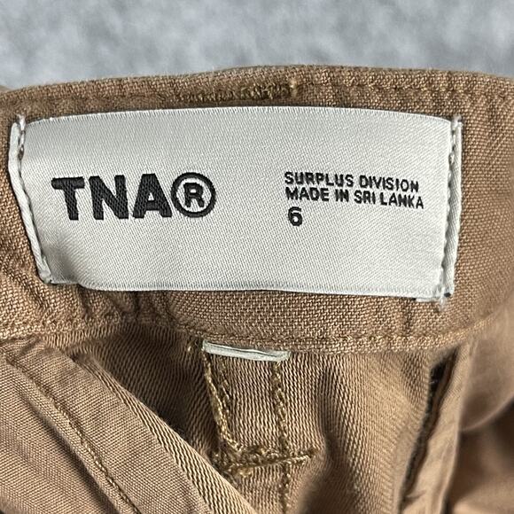 Aritzia TNA Cargo Pants Womens 6 Tan Utility Baggy Relaxed Grunge Skater - Picture 13 of 16
